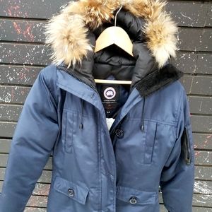 Canada Goose Medium Duck Down Filled Coyote Trim Winter Snow Parka Coat Jacket M